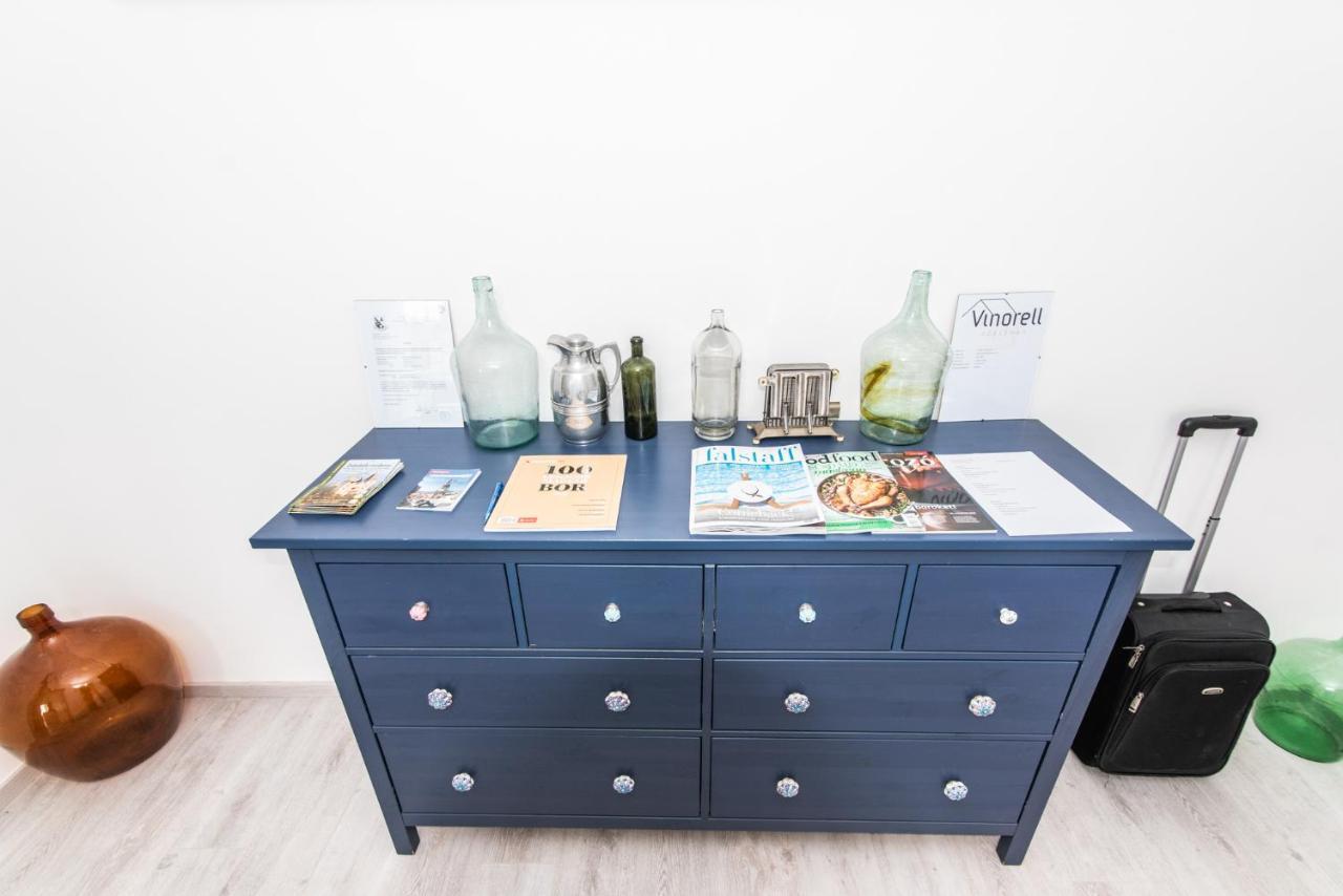 Vinorell Apartman Etyek Bagian luar foto